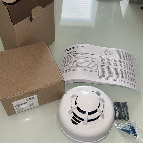 🔥🔥💨 HOME Wireless Smoke & Heat Detectors (x2) - Brand New - Picture 5 of 9